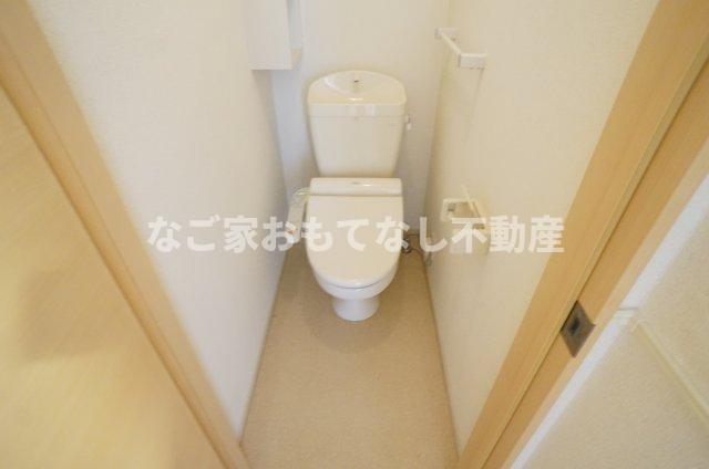 トイレ　チャムハウス