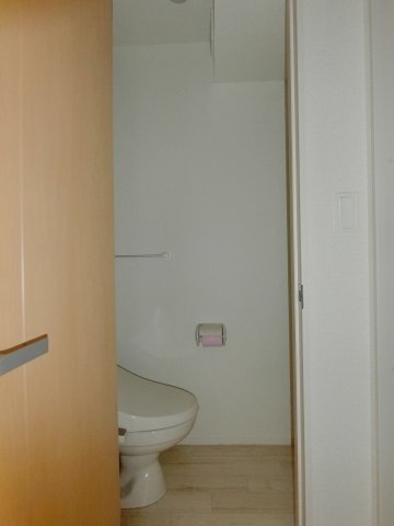 トイレ　イメージ写真103号室