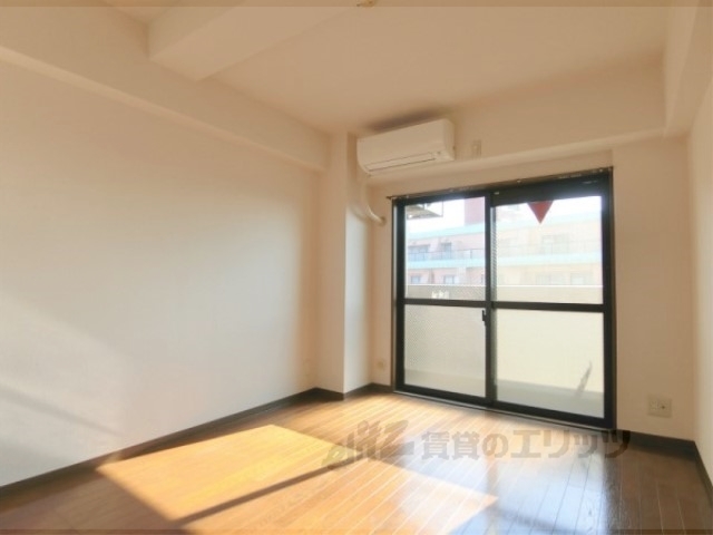 居室・リビング　居室