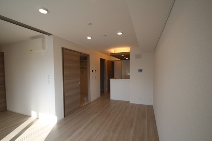 居室・リビング　リビングは広々12.0帖♪