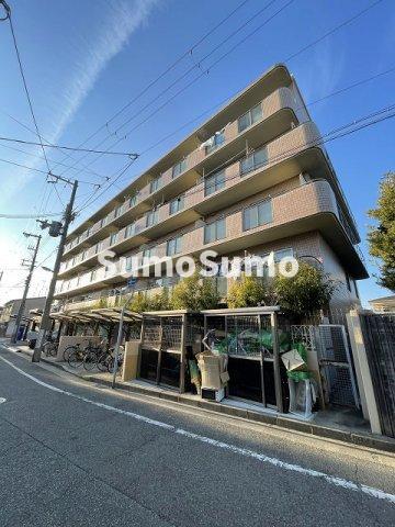 建物外観　外はこのようになっています