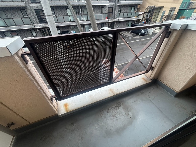 バルコニー　バルコニー