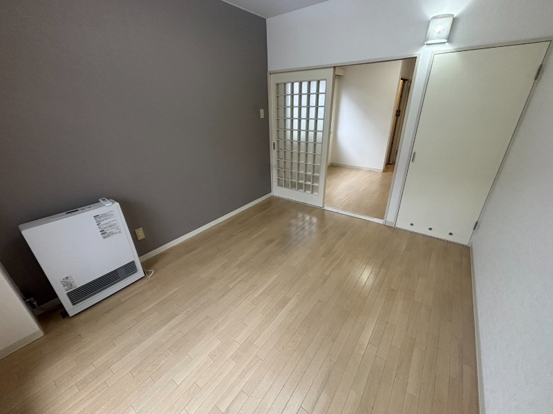 居室・リビング　明るいリビング