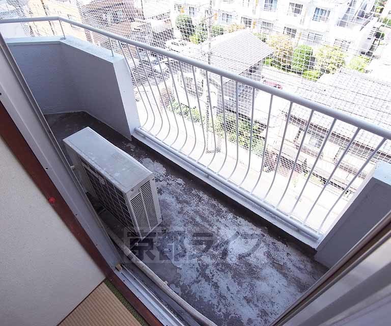 バルコニー　洗濯物も良く乾きそうですね。