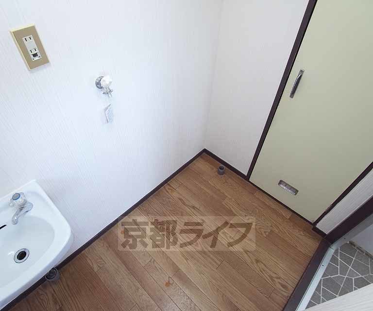 その他設備　室内に洗濯機が設置可能。