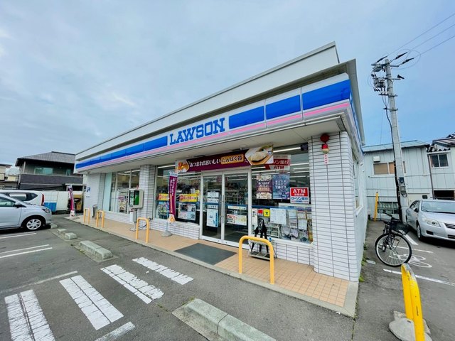 コンビニ　ローソン仙台四郎丸店（コンビニ）まで550m