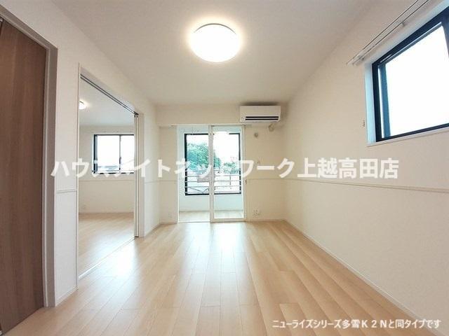 居室・リビング　ＬＤＫ（参考室内写真ニューライズシリーズ多雪K2Nと同タイプ