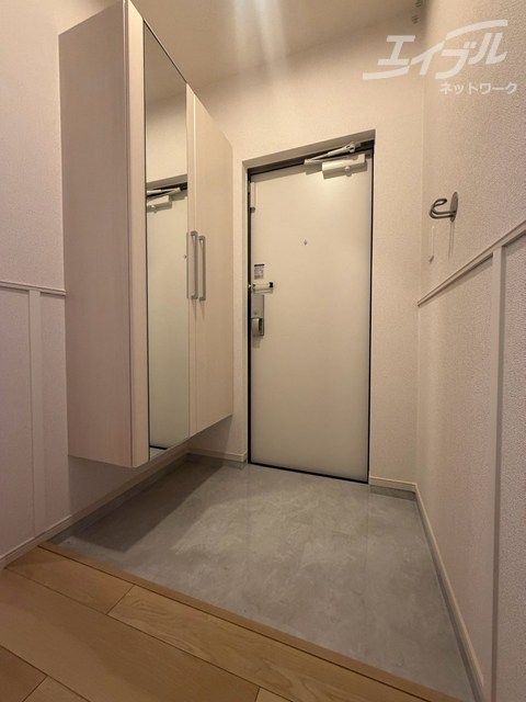 ジーアンビエンスの玄関写真