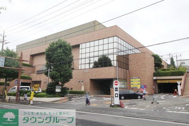 図書館　川崎市立宮前図書館（図書館）まで951m