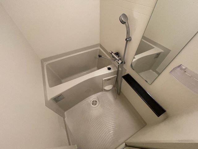 バス・シャワールーム　お風呂です