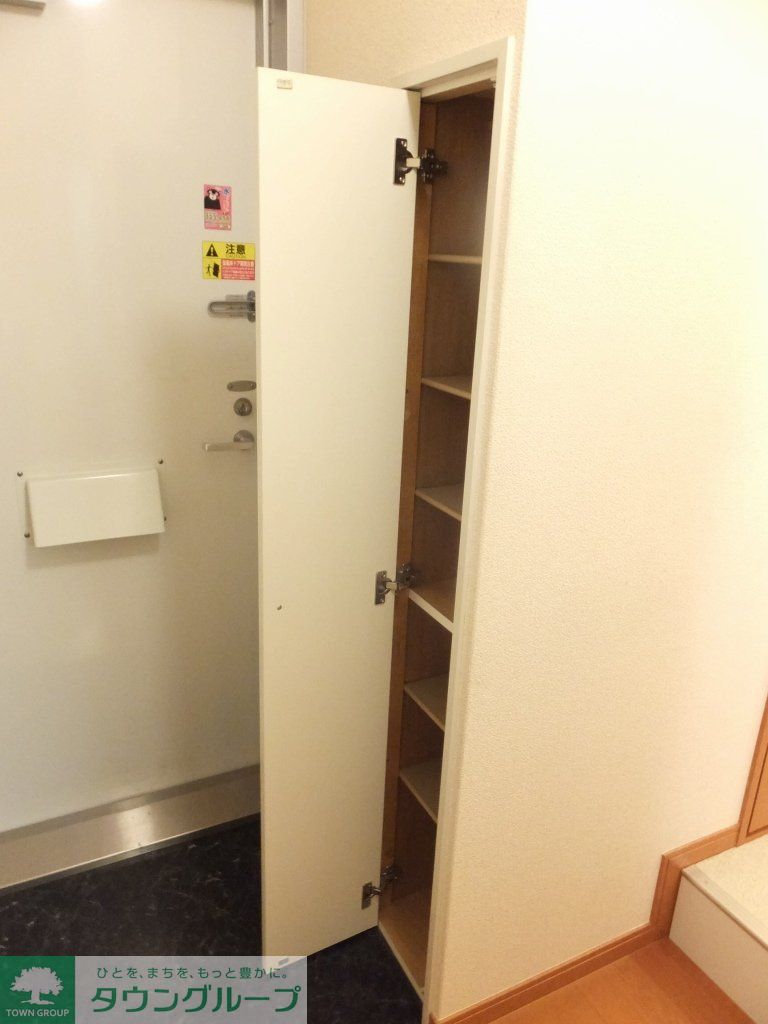 玄関　下駄箱