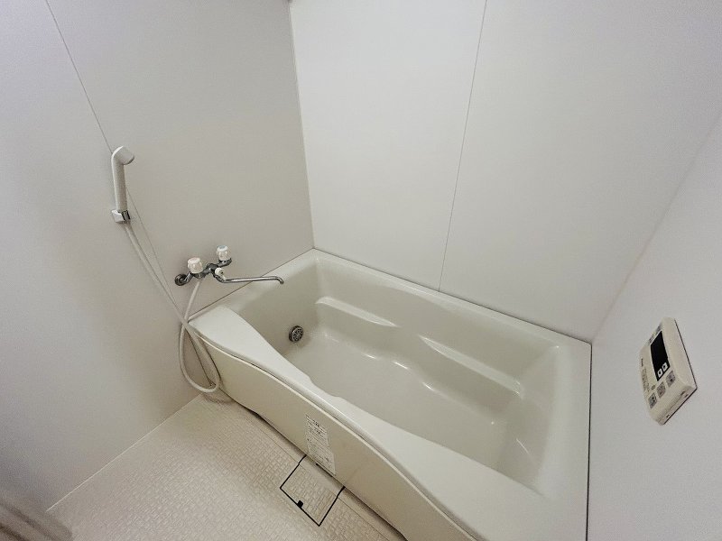 バス・シャワールーム　同タイプ別部屋の写真です