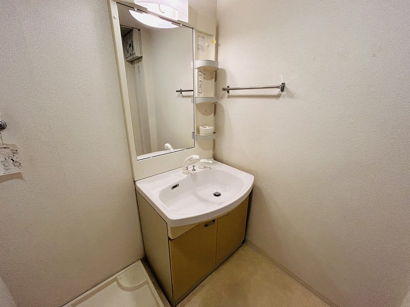 洗面設備　同タイプ別部屋の写真です