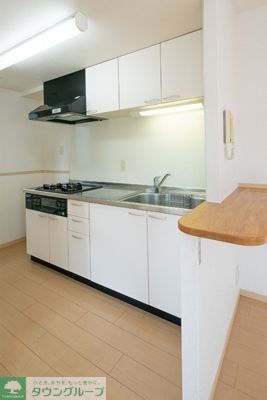 キッチン　※写真は同タイプ住戸です。