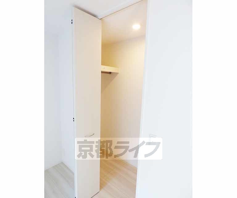 収納　ウォークインクローゼット