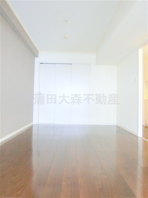 その他　洋室5.3帖の寝室
