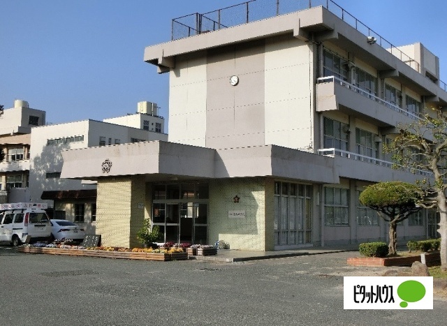 中学校　下関市立彦島中学校（中学校）まで1109m