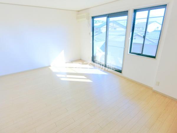 居室・リビング　写真は別のお部屋のイメージです