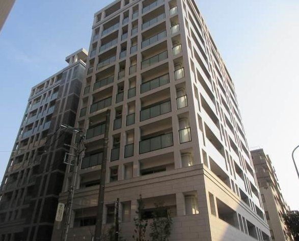 建物外観　オートロック付きです