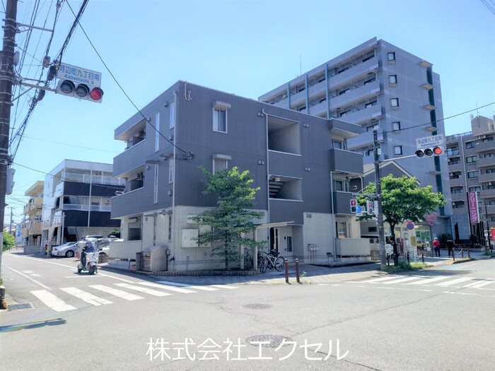 建物外観　駅近、日当り良好のお部屋です。