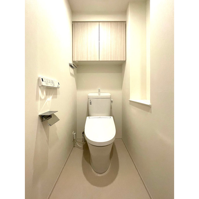 トイレ　家具・家電の備え付けはありません