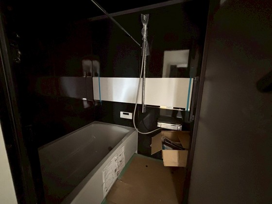 バス・シャワールーム　※別部屋の写真です
