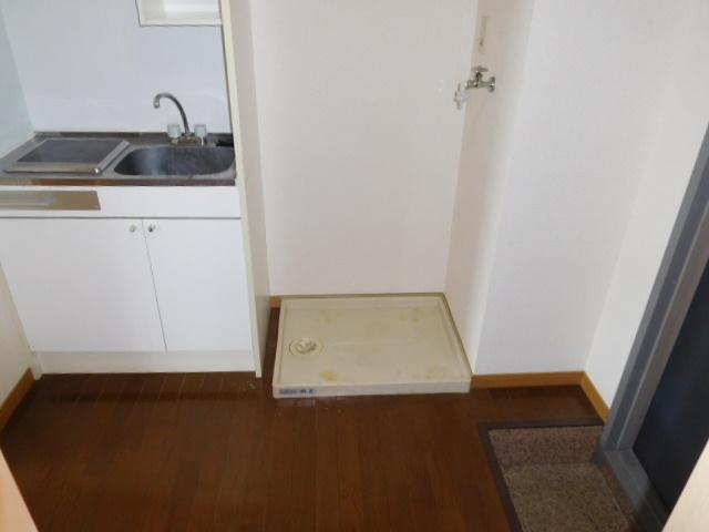 その他　室内洗濯機置き場です。