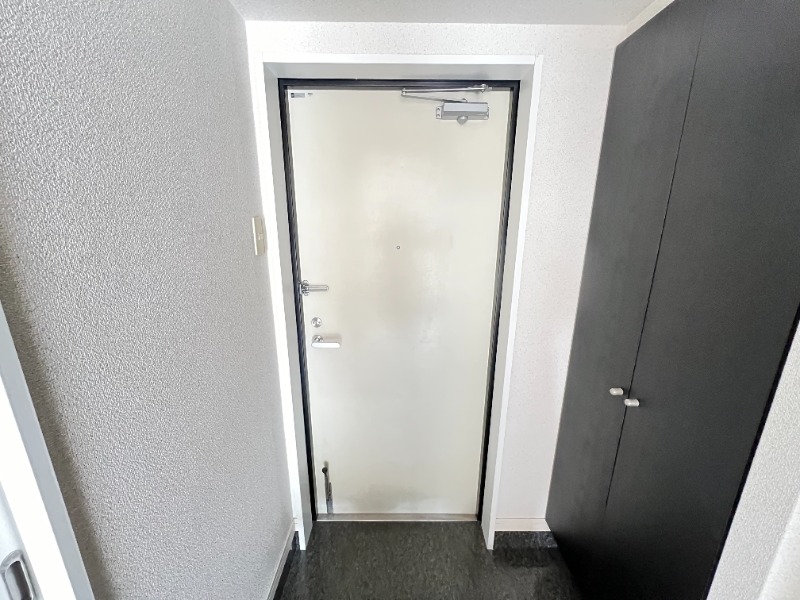玄関　同物件別部屋イメージ