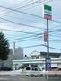 コンビニ　ファミリーマート（コンビニ）まで113m