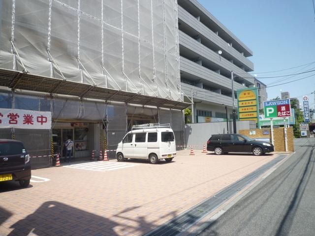 コンビニ　★★ローソン（コンビニ）まで825m