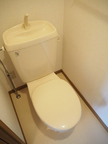 トイレ　落ち着いたトイレです