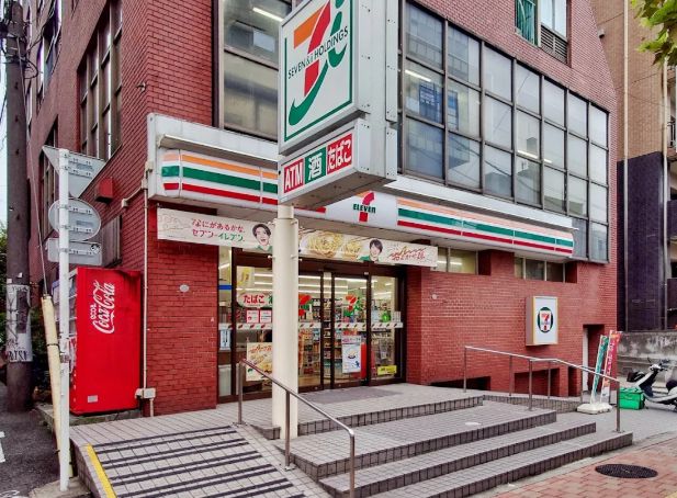 コンビニ　セブンイレブン高田馬場1丁目店（コンビニ）まで60m