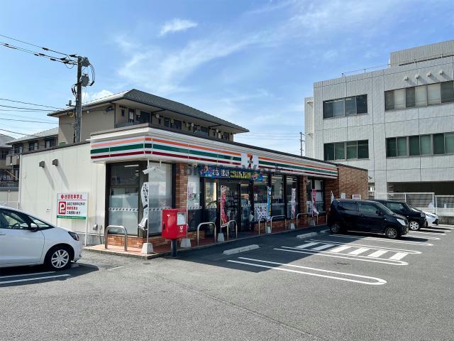 コンビニ　セブンイレブン諫早久山台店（コンビニ）まで750m