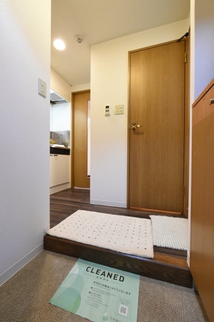 玄関　※家具家電小物はイメージです