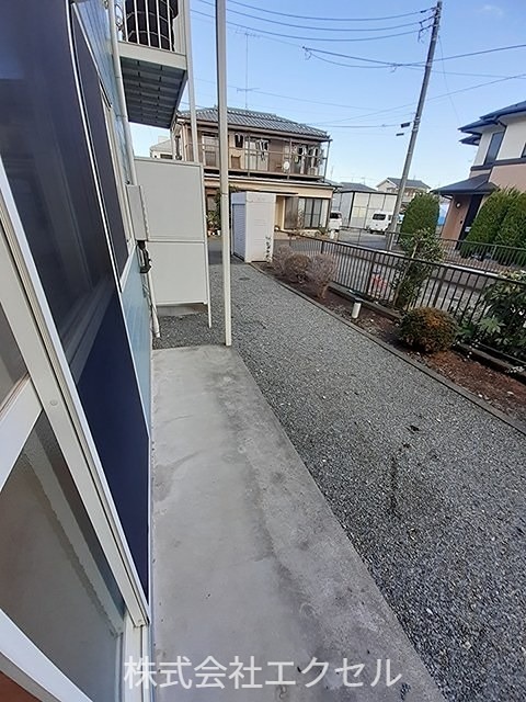 バルコニー　南東向きで日当たり良好です。
