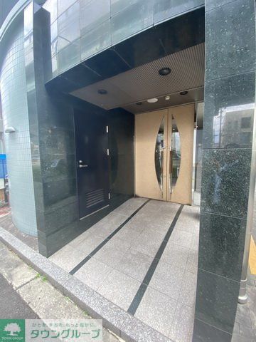 エントランス　エントランス