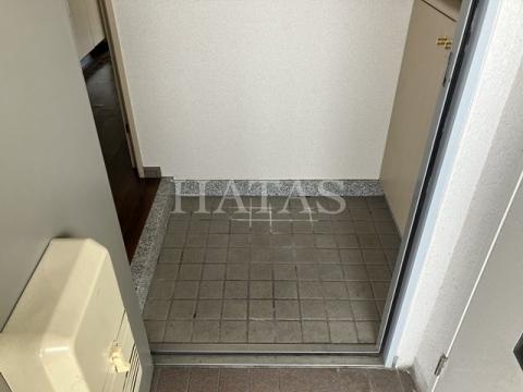 玄関　同物件別部屋です。