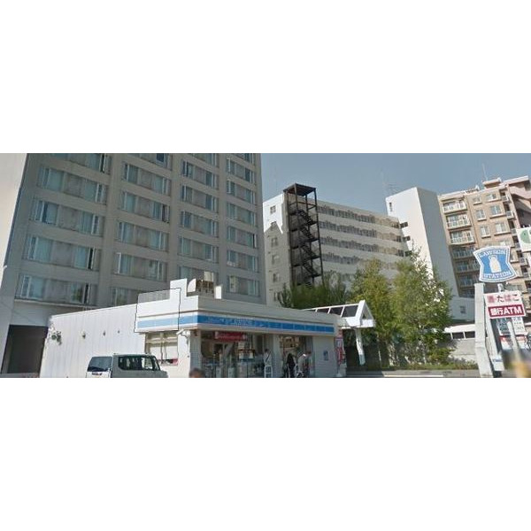 コンビニ　ローソン札幌ひばりが丘駅前店（コンビニ）まで297m