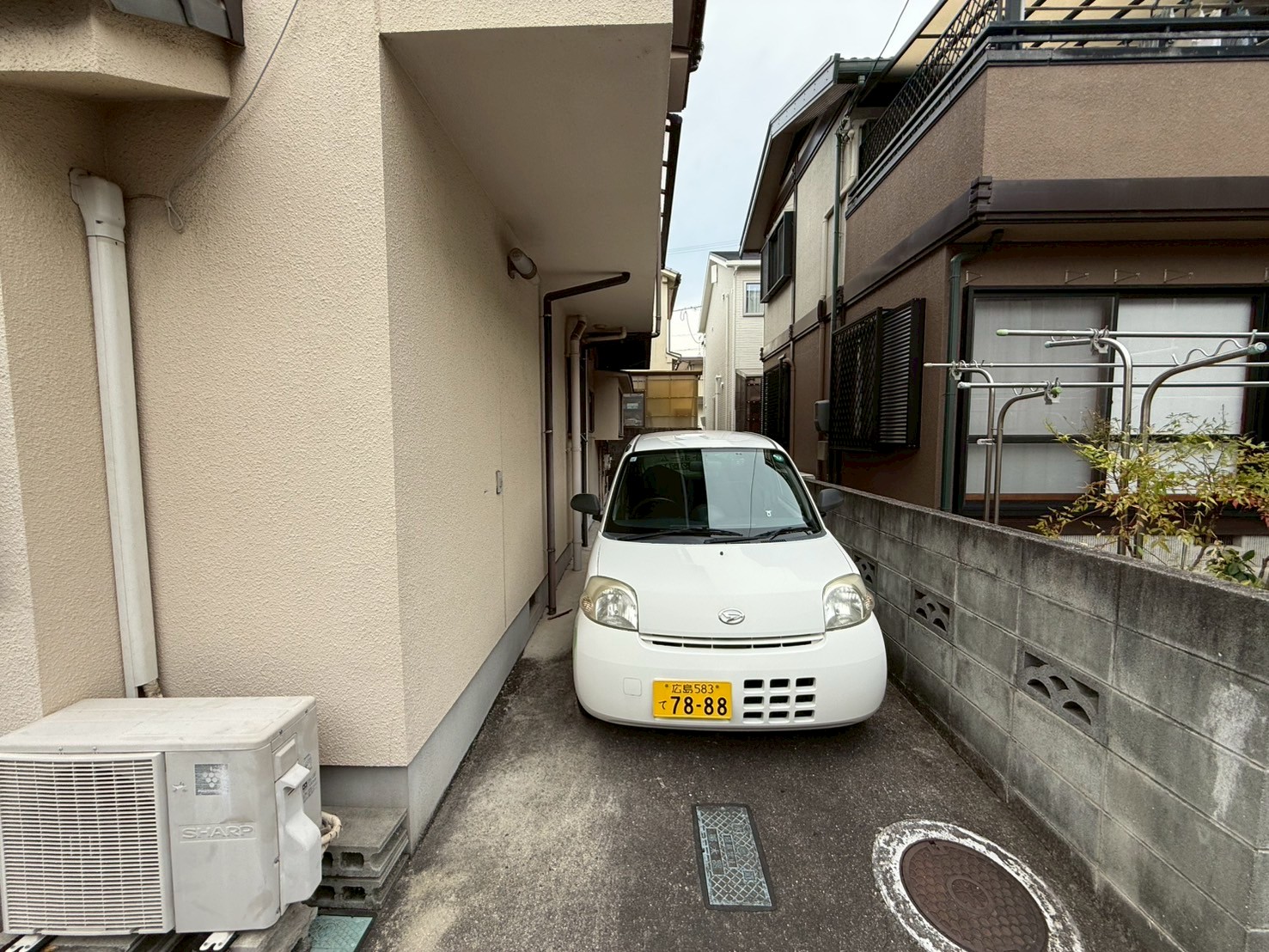 駐車場　敷地内に駐車スペースあります！