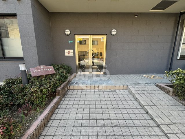 エントランス　サニーサイド玉造　エントランス
