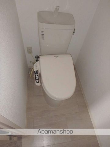 ＪＲ日南線 宮崎駅 徒歩18分 9階建 築29年のトイレ写真