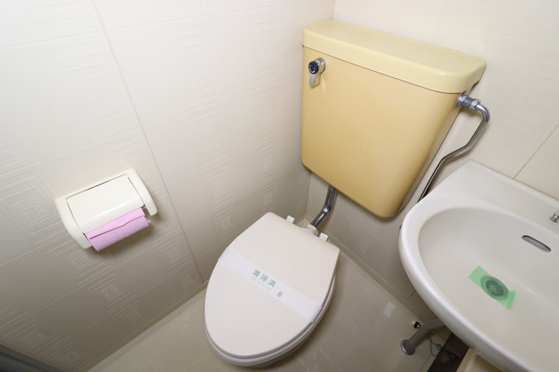 トイレ　同室参考写真