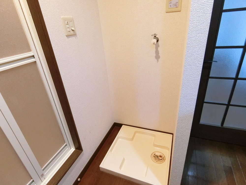その他設備　洗濯機置場