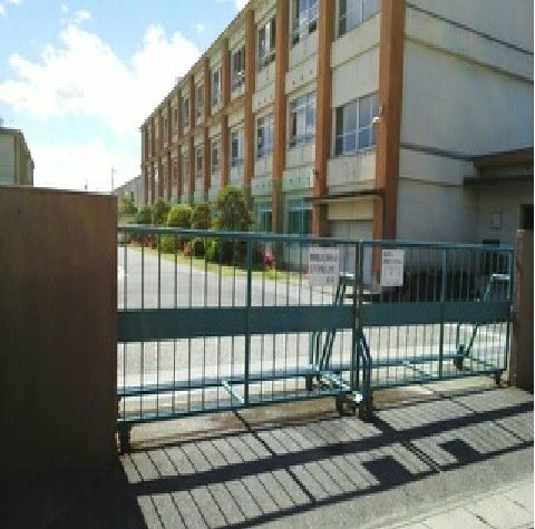 中学校　一宮市立　西成中学校（中学校）まで850m