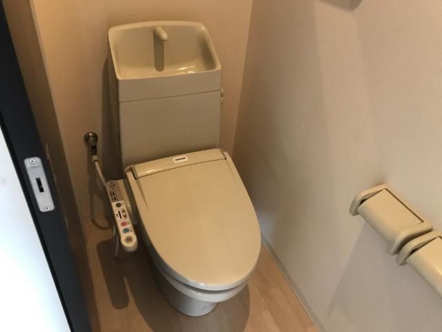 トイレ　トイレ