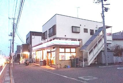 コンビニ　セブンイレブン 湯河原中央2丁目店（コンビニ）まで20m