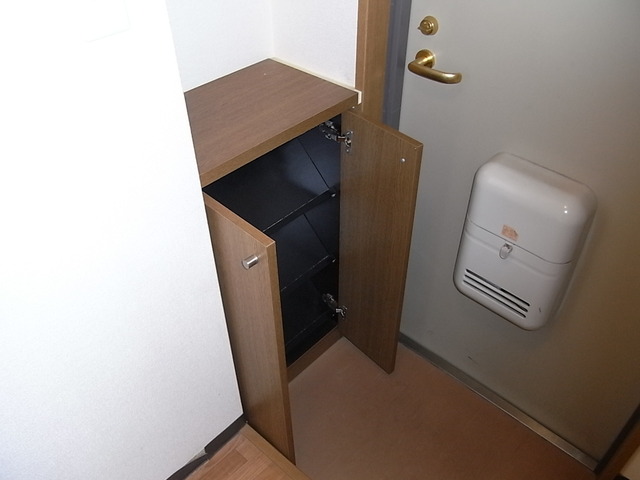 玄関　シューズボックス