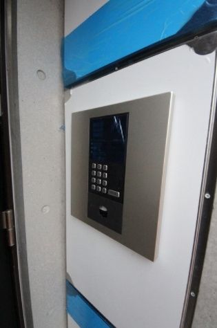 エントランス　☆安心のオートロック付き☆