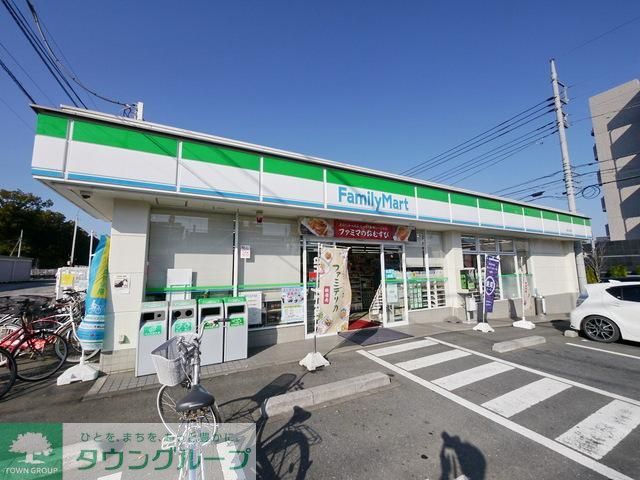 コンビニ　ファミリーマート狭山台南店（コンビニ）まで595m