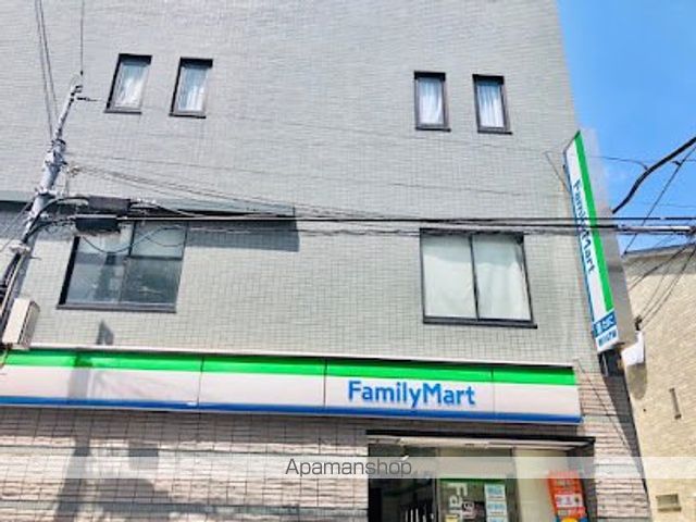 コンビニ　ファミリーマート田端一丁目店（コンビニ）まで115m